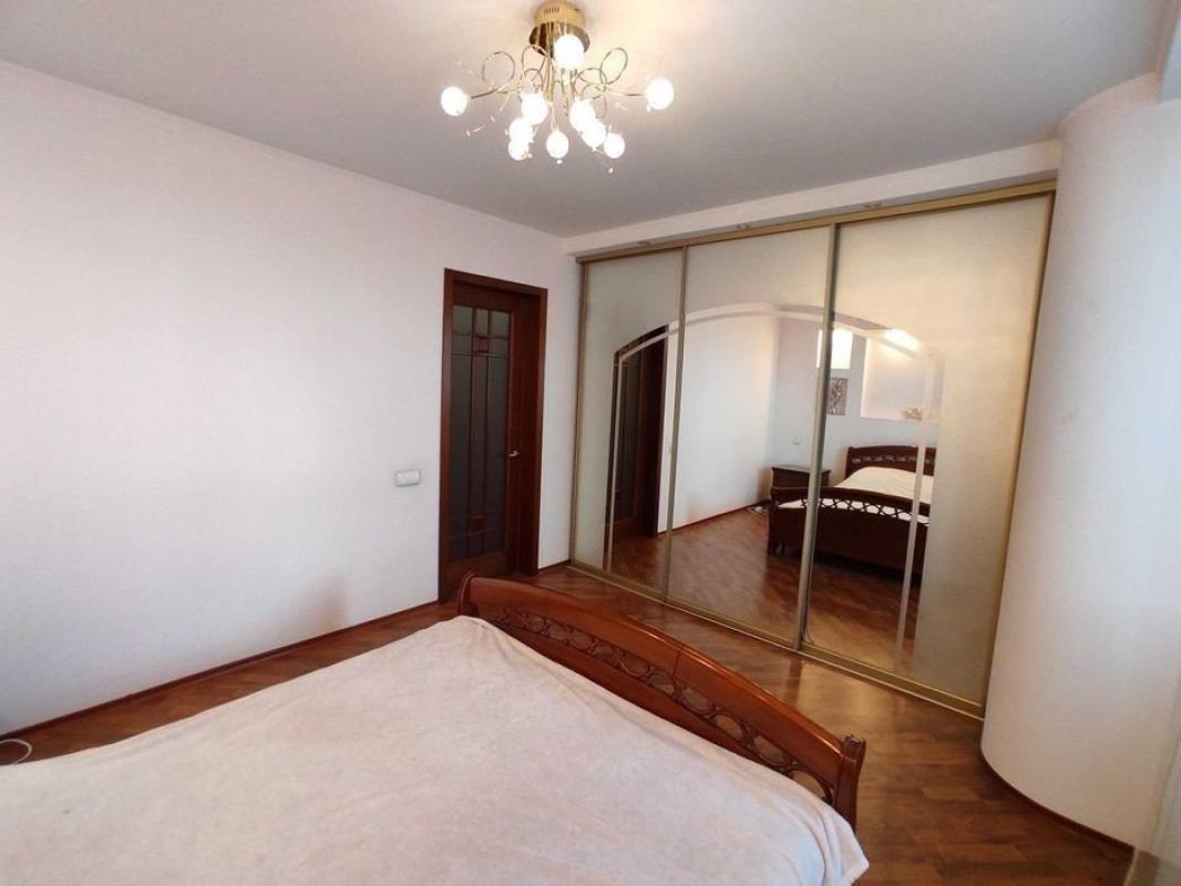 Sale 2 bedroom-(s) apartment 84 sq. m., Yuriia Haharina Avenue 43/1