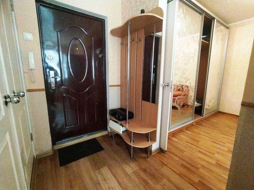 Продаж 1 кімнатної квартири 27 кв. м, Грозненська вул. 46
