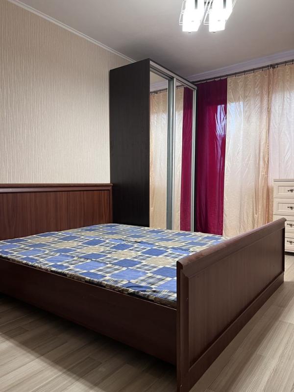 Long term rent 2 bedroom-(s) apartment Buchmy Street (Komandarma Uborevycha Street) 30б