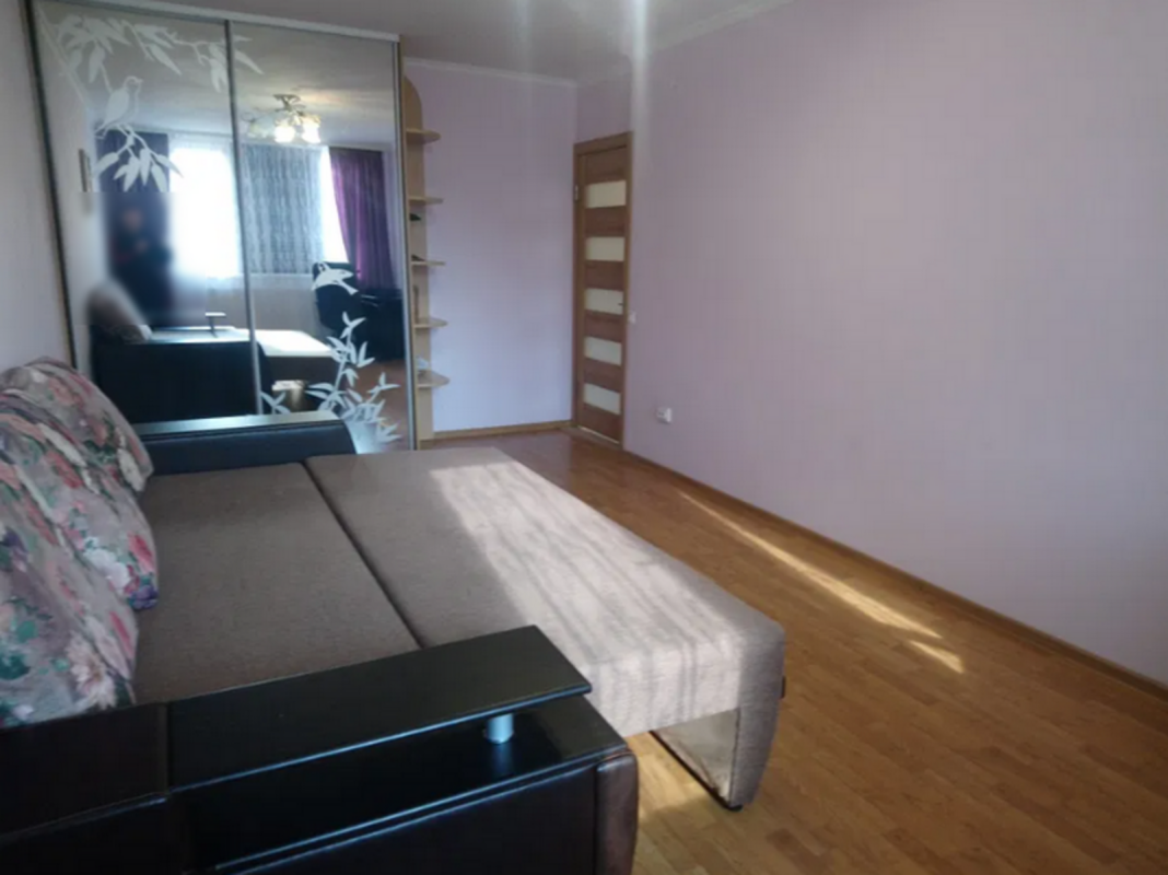 Long term rent 2 bedroom-(s) apartment Bilohirska Street 14