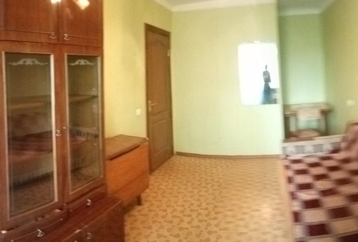 Long term rent 2 bedroom-(s) apartment Movchanivskyi Lane 12