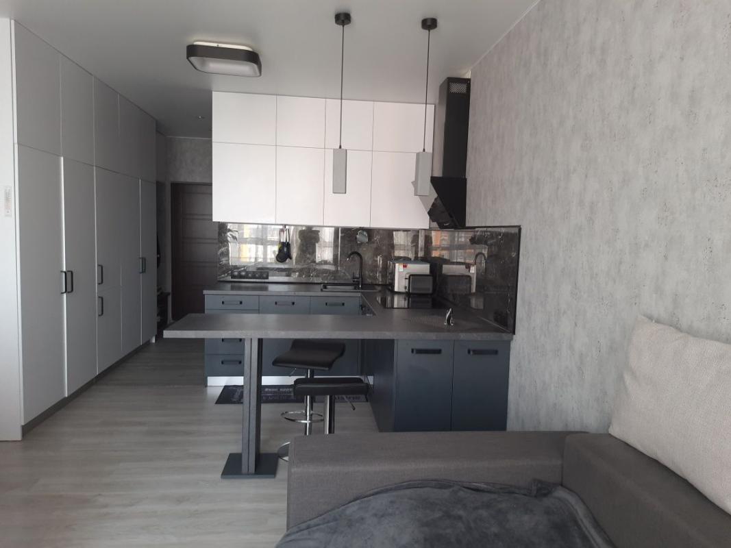 Long term rent 1 bedroom-(s) apartment Kakhovska Street 58