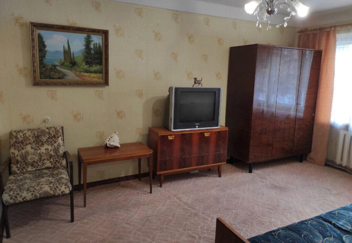 Продажа 2 комнатной квартиры 38 кв. м, Вацлава Гавела бульв. (Ивана Лепсе) 43а