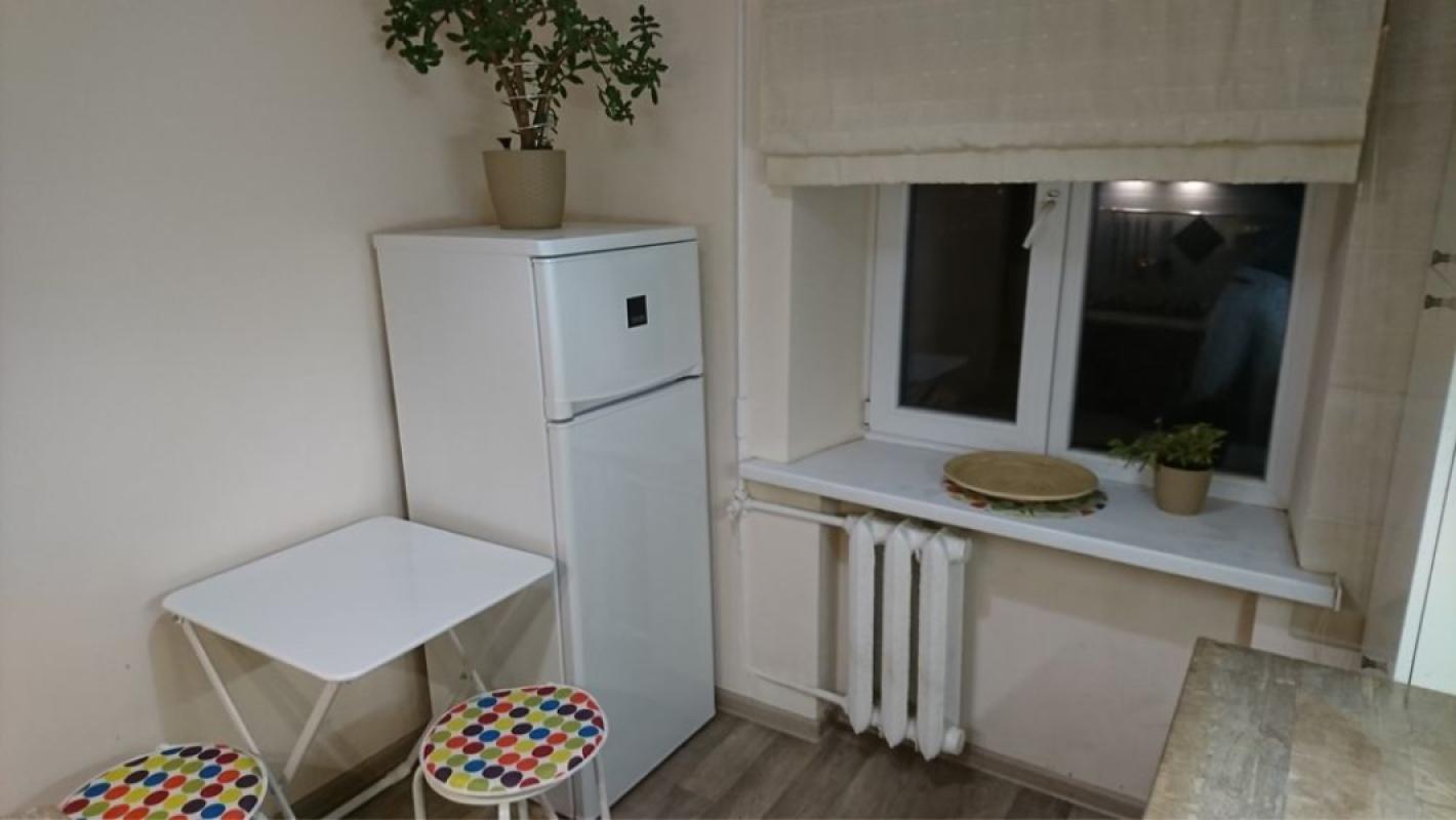 Long term rent 1 bedroom-(s) apartment Tobolska Street 37