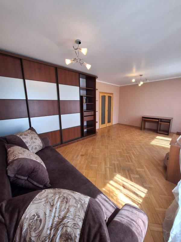 Long term rent 2 bedroom-(s) apartment Borysa Hmyri Street 3