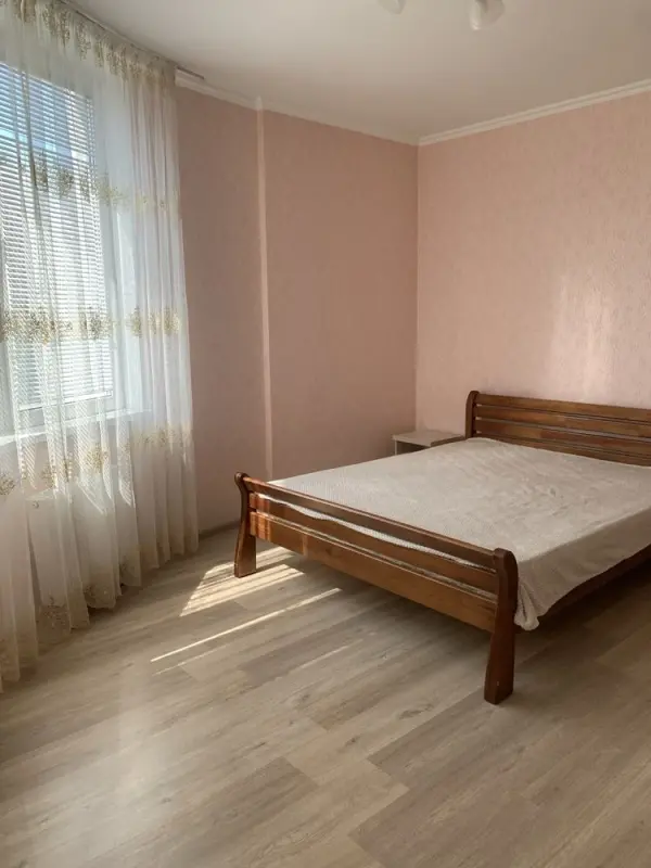 Apartment for rent - Revutskoho Street 7в