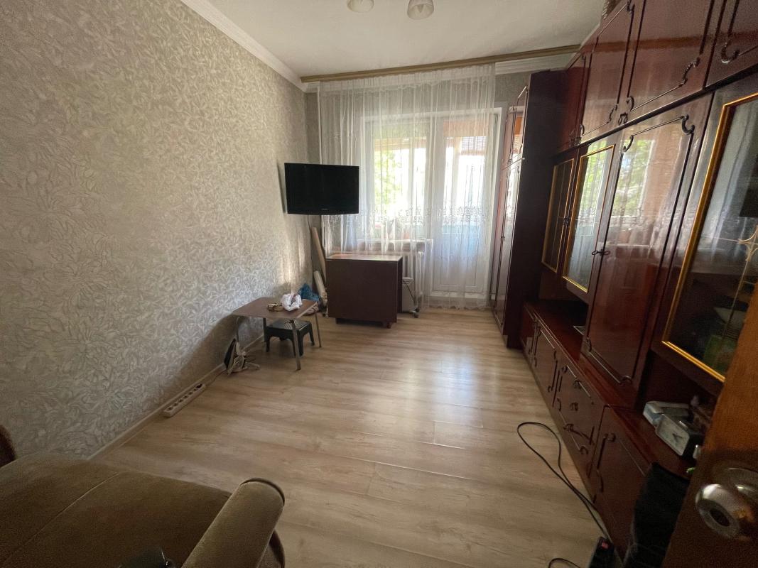 Long term rent 2 bedroom-(s) apartment Ryzka Street 16