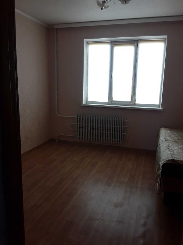 Long term rent 4 bedroom-(s) apartment Fesenkivskyi Entrance 12