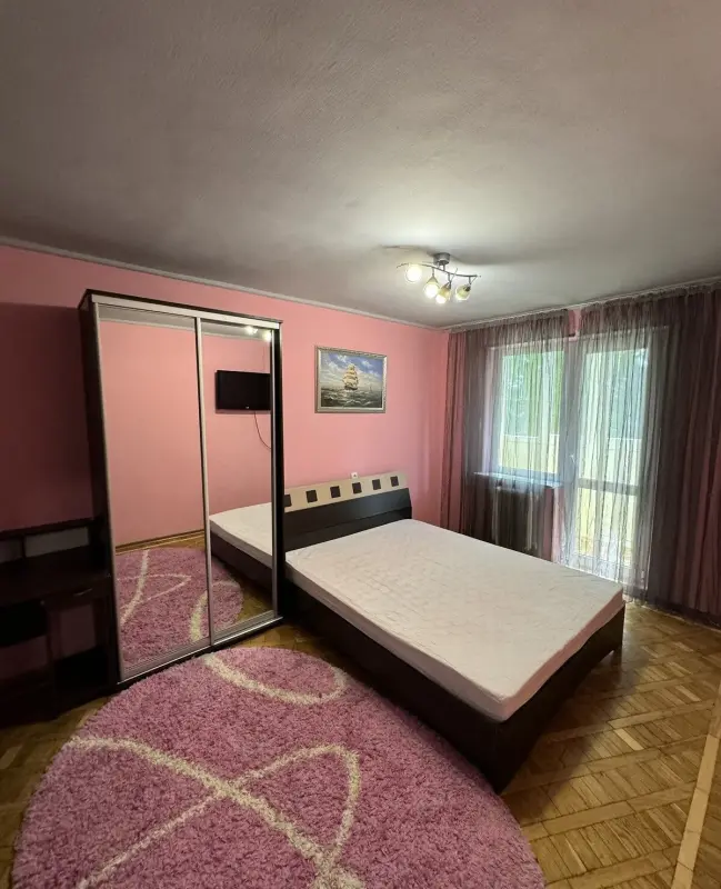Apartment for rent - 23 Serpnya Street 39а