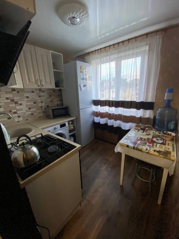 Long term rent 2 bedroom-(s) apartment Oleksandrivskyi Avenue (Kosiora Avenue) 166