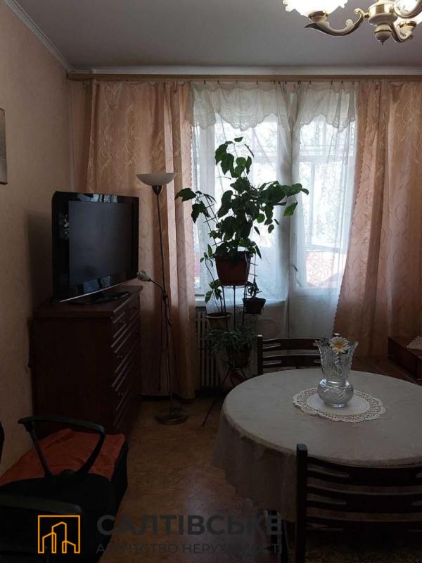 Продаж 3 кімнатної квартири 64 кв. м, Краснодарська вул. 179а