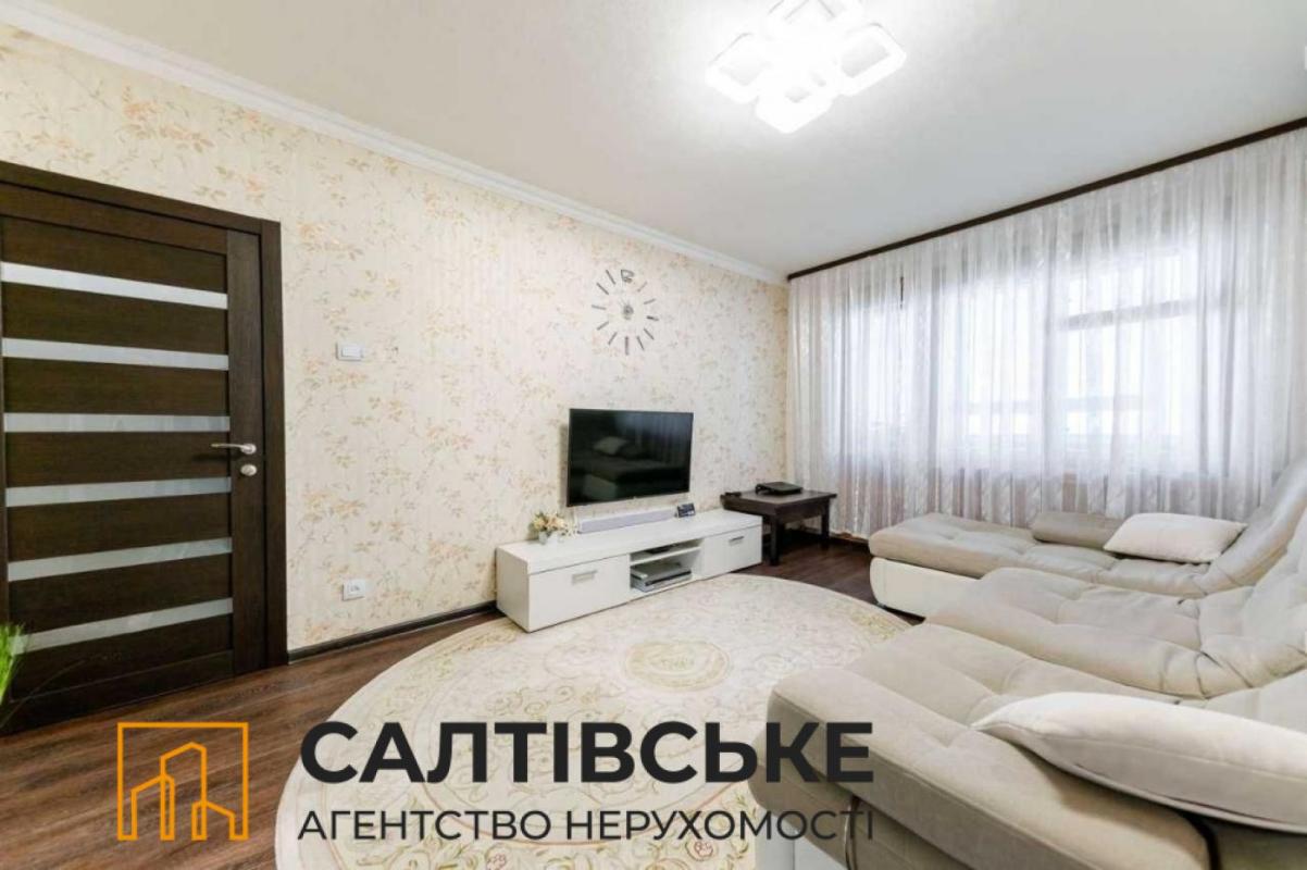 Sale 3 bedroom-(s) apartment 68 sq. m., Amosova Street 7