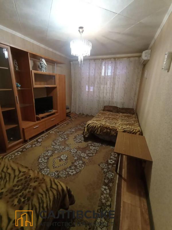 Sale 1 bedroom-(s) apartment 33 sq. m., Valentynivska street 3а