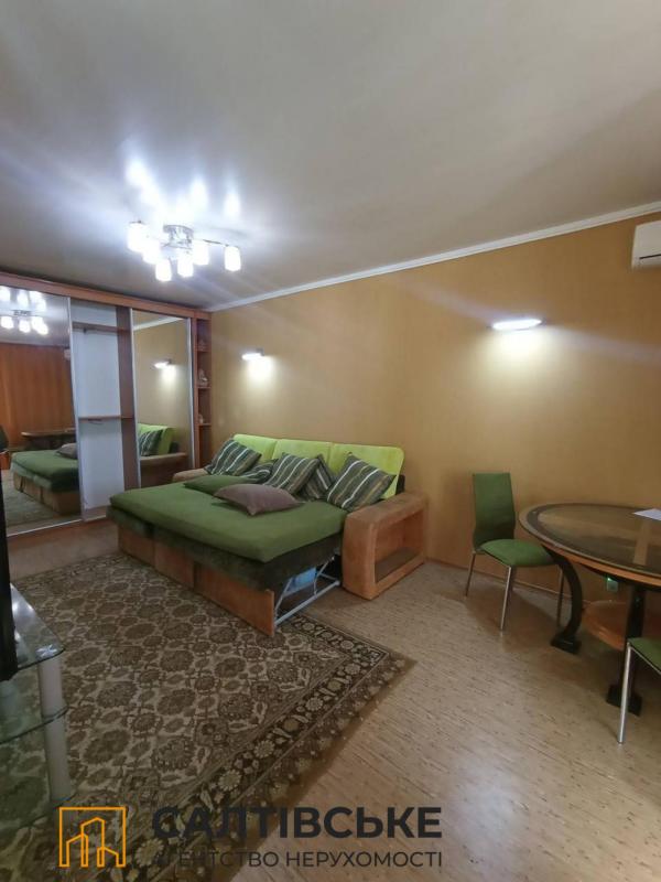 Sale 1 bedroom-(s) apartment 33 sq. m., Heroiv Pratsi Street 28