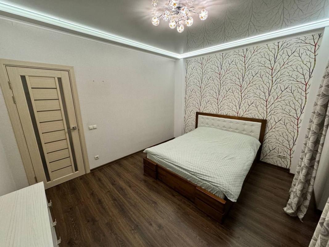 Долгосрочная аренда 2 комнатной квартиры Драгоманова ул. 2а