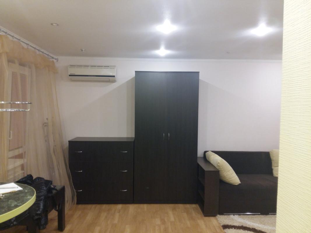 Sale 1 bedroom-(s) apartment 33 sq. m., Nauky avenue 39