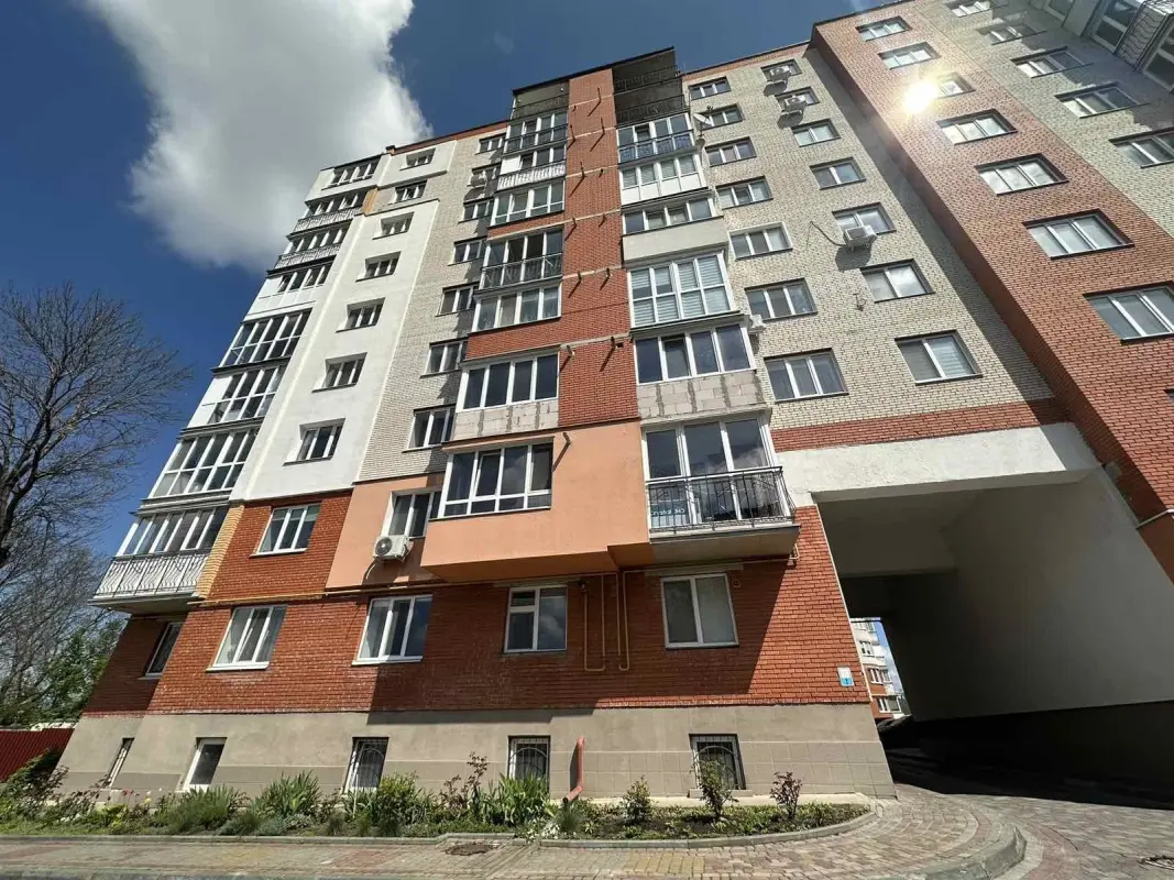 Продажа квартиры - Коцюбинского ул. 13