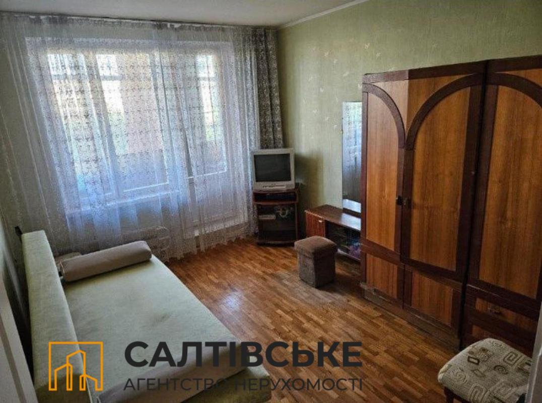 Sale 3 bedroom-(s) apartment 65 sq. m., Akademika Pavlova Street 140