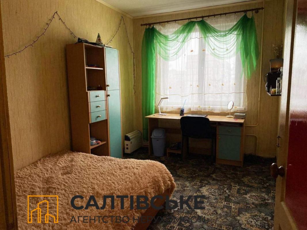 Sale 4 bedroom-(s) apartment 69 sq. m., Hvardiytsiv-Shyronintsiv Street 62