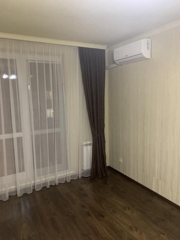 Long term rent 2 bedroom-(s) apartment Heroiv Kharkova Avenue (Moskovskyi Avenue) 131в