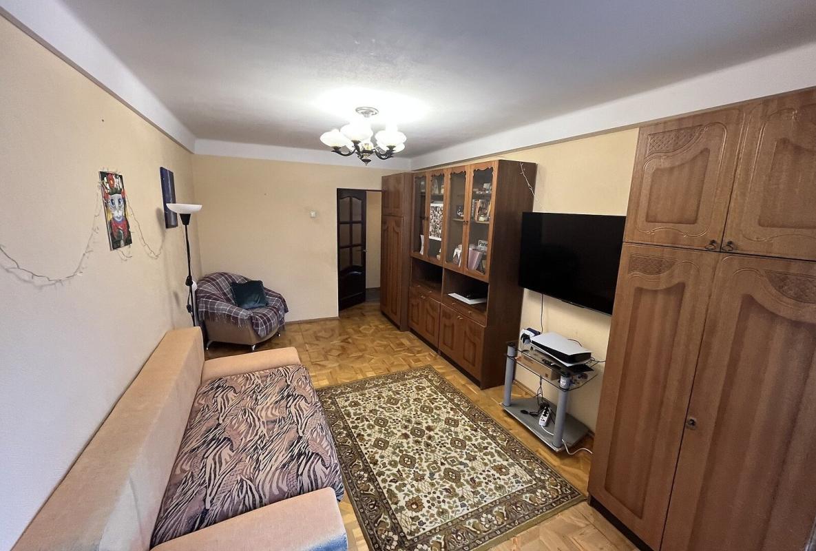 Продаж 2 кімнатної квартири 56 кв. м, Миколи Міхновського бульв. (Дружби Народів) 3