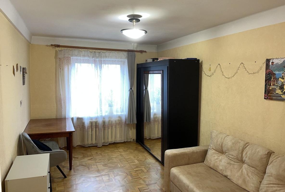 Продаж 2 кімнатної квартири 56 кв. м, Миколи Міхновського бульв. (Дружби Народів) 3