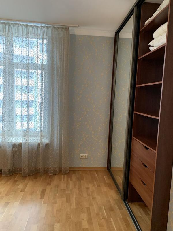 Long term rent 2 bedroom-(s) apartment Dniprovska Embarkment 26Г
