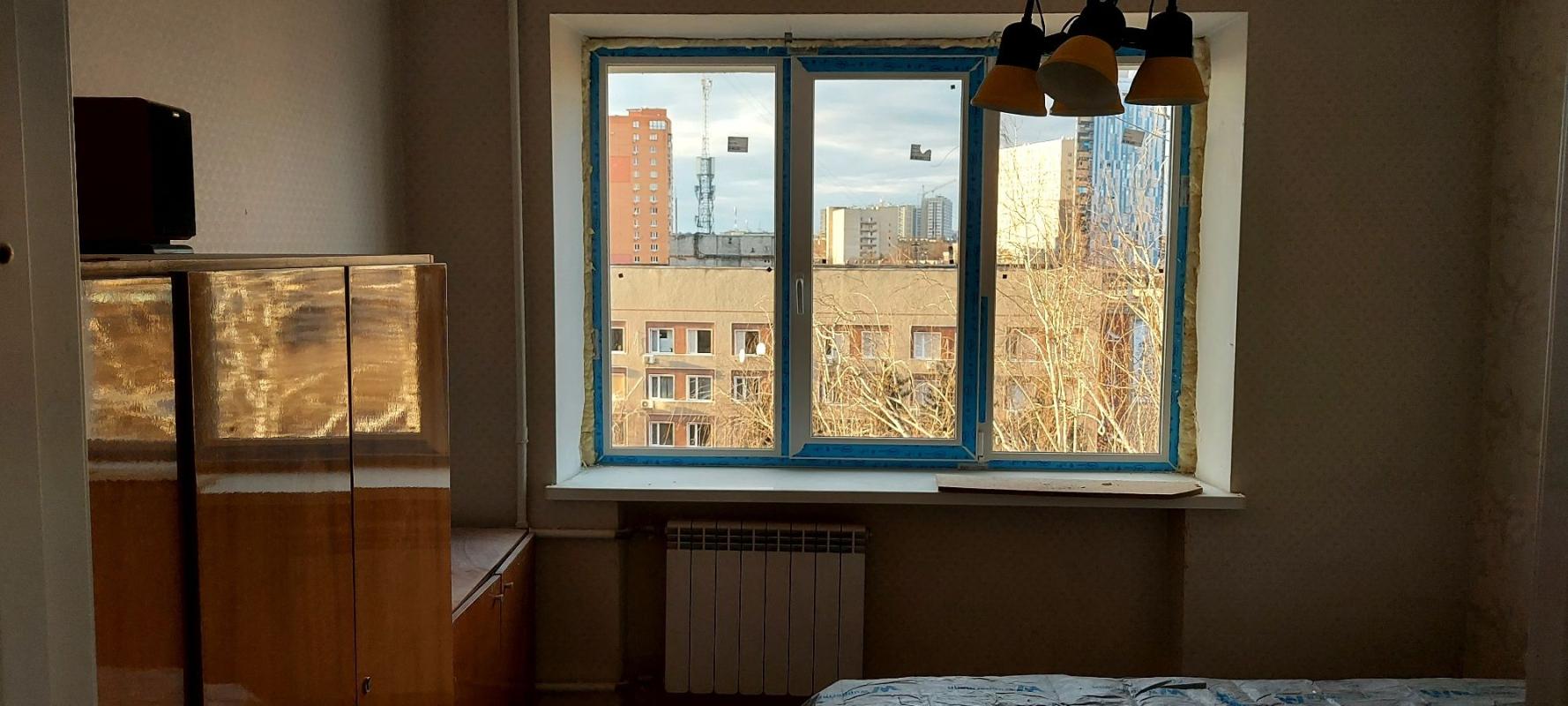 Довгострокова оренда 2 кімнатної квартири Новгородська вул. 6