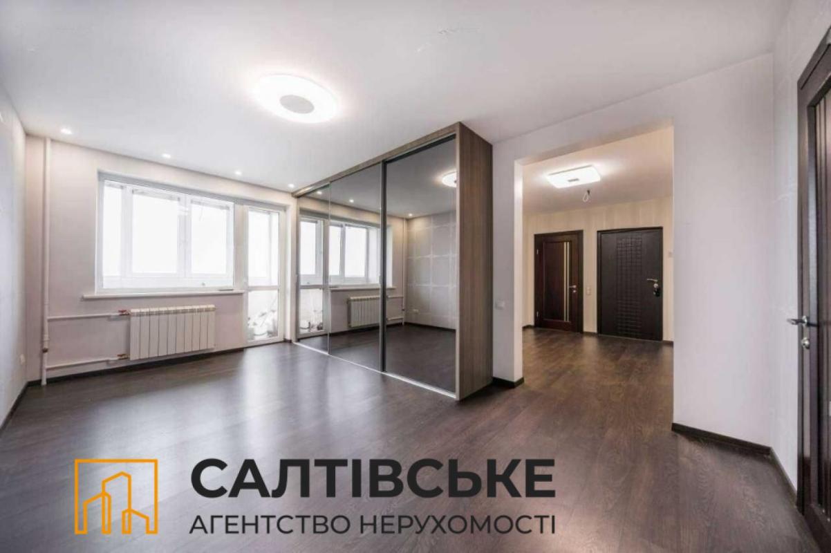 Продажа 4 комнатной квартиры 88 кв. м, Солнечная ул. 1