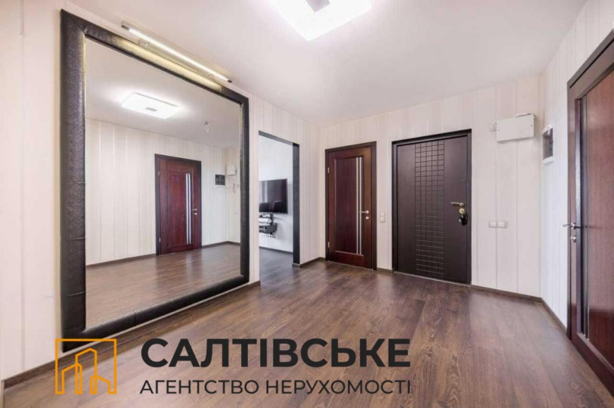 Sale 4 bedroom-(s) apartment 88 sq. m., Sonyachna Street 1