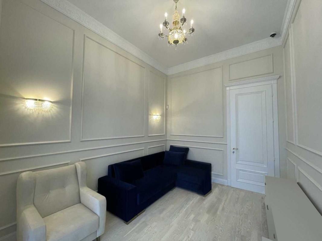 Long term rent 3 bedroom-(s) apartment Arkhitektora Horodetskoho Street 13