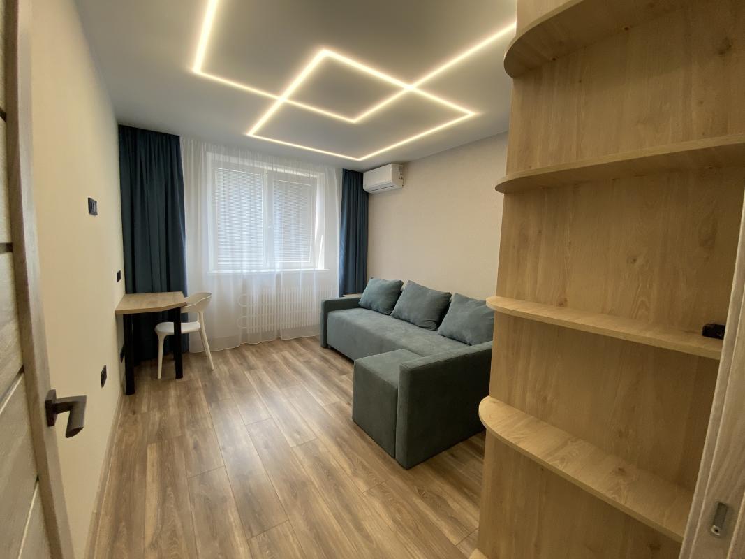 Long term rent 3 bedroom-(s) apartment Klochkivska Street 199