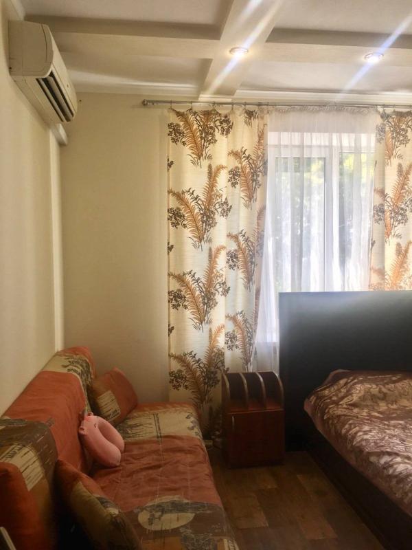 Sale 1 bedroom-(s) apartment 48 sq. m., Iskrynska Street 33