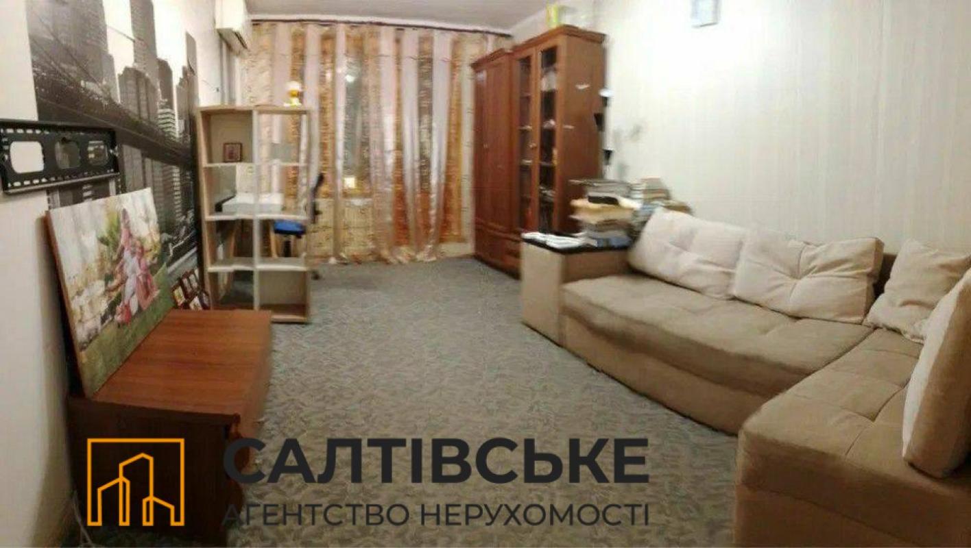 Sale 3 bedroom-(s) apartment 65 sq. m., Akademika Pavlova Street 132