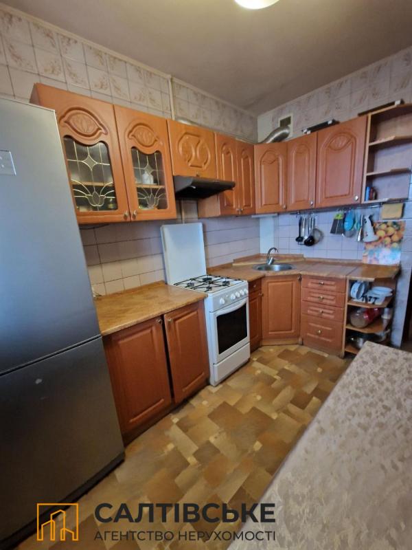 Продажа 2 комнатной квартиры 58 кв. м, Роганская ул. 144