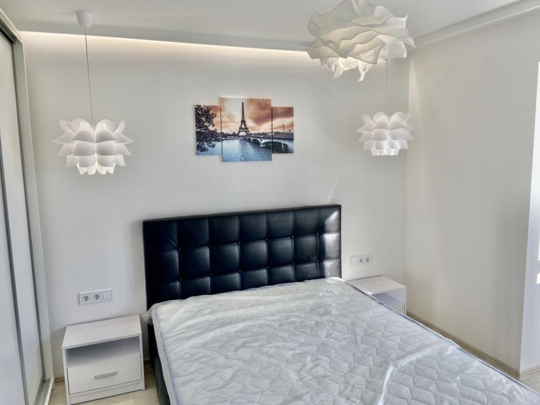 Long term rent 1 bedroom-(s) apartment Mykoly Khvylovoho street 3А