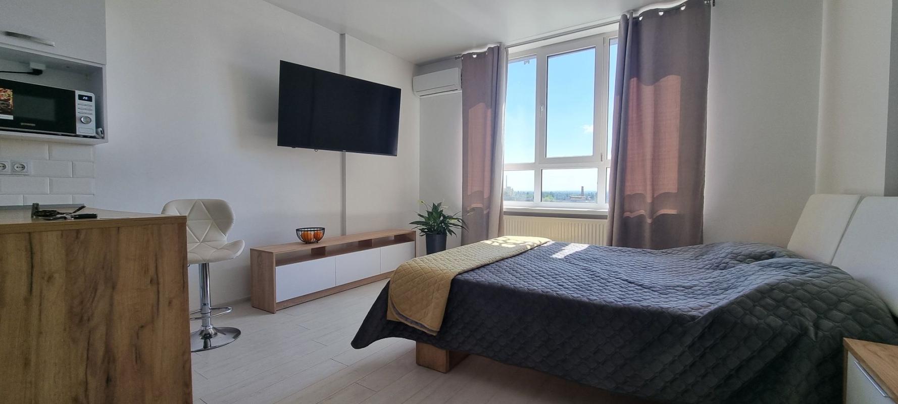 Long term rent 1 bedroom-(s) apartment Mykoly Bazhana Avenue 17