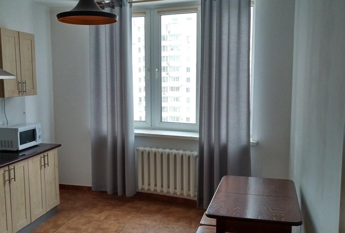 Долгосрочная аренда 1 комнатной квартиры Анны Ахматовой ул. 30