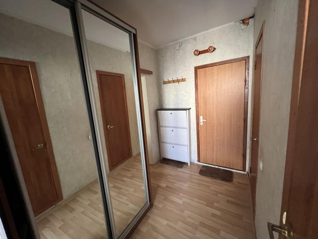 Long term rent 1 bedroom-(s) apartment Petra Hryhorenka Avenue 25б