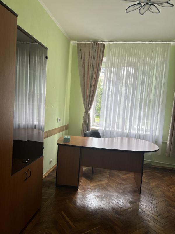 Long term rent 3 bedroom-(s) apartment Mykoly Mikhnovskoho Boulevard (Druzhby Narodiv Boulevard) 18/7