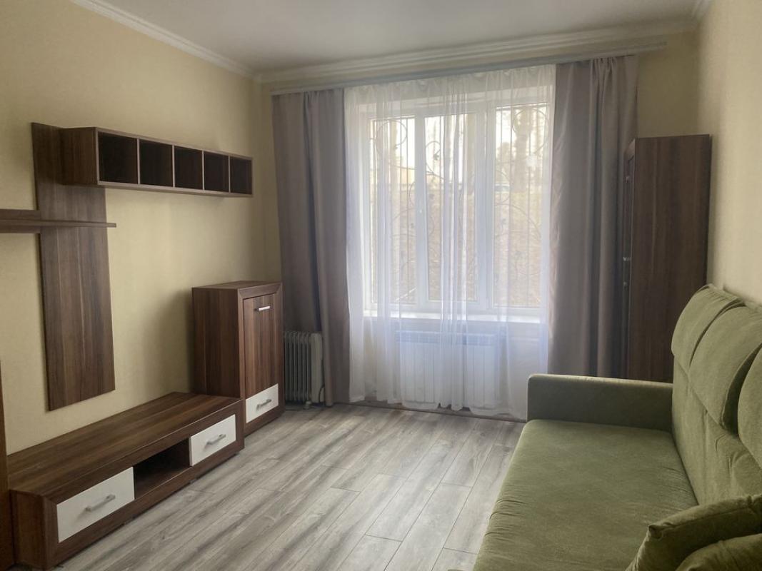 Long term rent 1 bedroom-(s) apartment Akademika Romodanova Street (Puhachova Street) 19