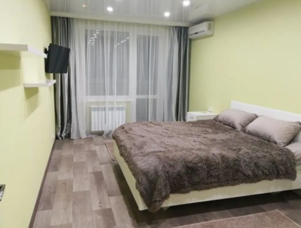 Apartment for rent - Heroiv Pratsi Street 19