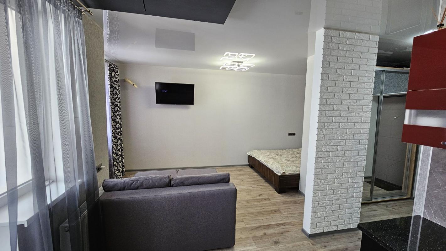 Sale 1 bedroom-(s) apartment 32 sq. m., Akademika Barabashova Street 10а