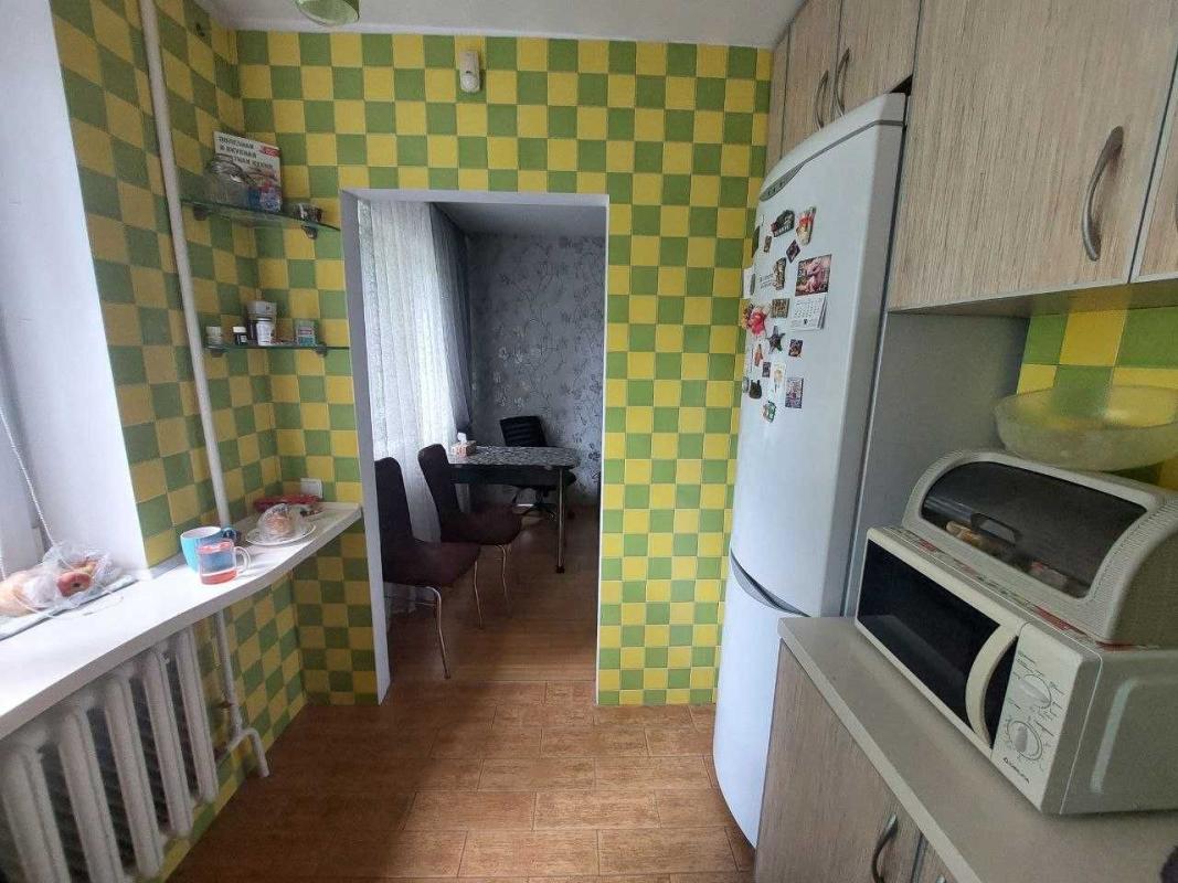 Продаж 3 кімнатної квартири 62 кв. м, Ювілейний просп. 40а