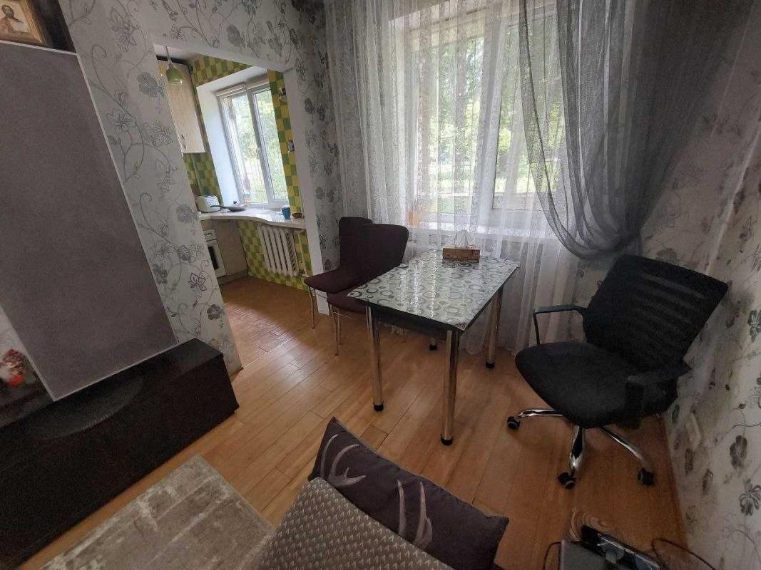 Продаж 3 кімнатної квартири 62 кв. м, Ювілейний просп. 40а