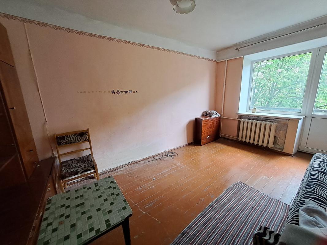 Продаж 4 кімнатної квартири 64 кв. м, Руська вул. (Леніна) 3