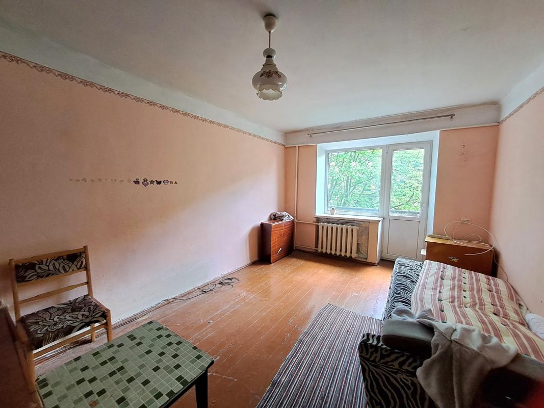 Продаж 4 кімнатної квартири 64 кв. м, Руська вул. (Леніна) 3