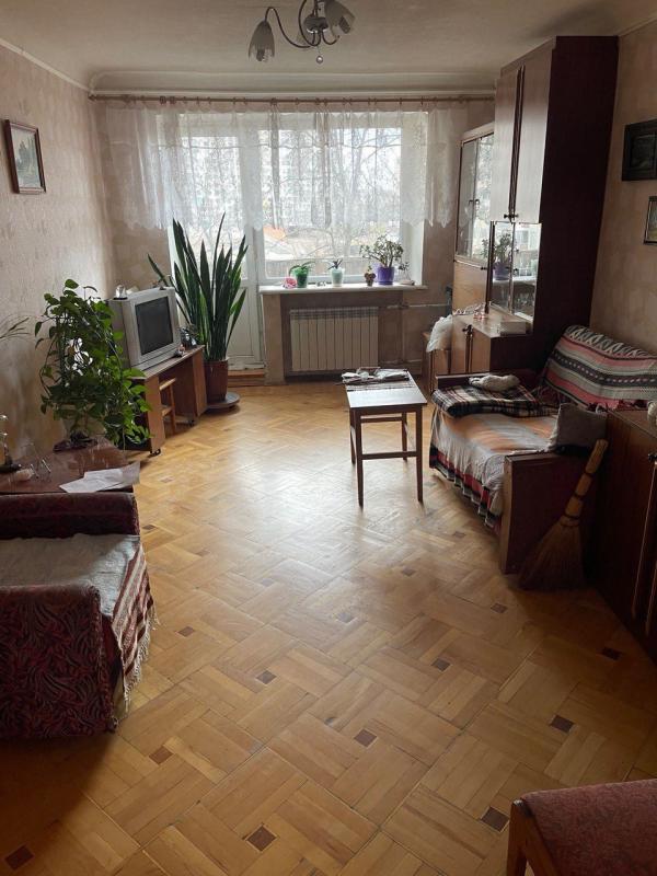 Продаж 3 кімнатної квартири 60 кв. м, 23-го Серпня вул. 6