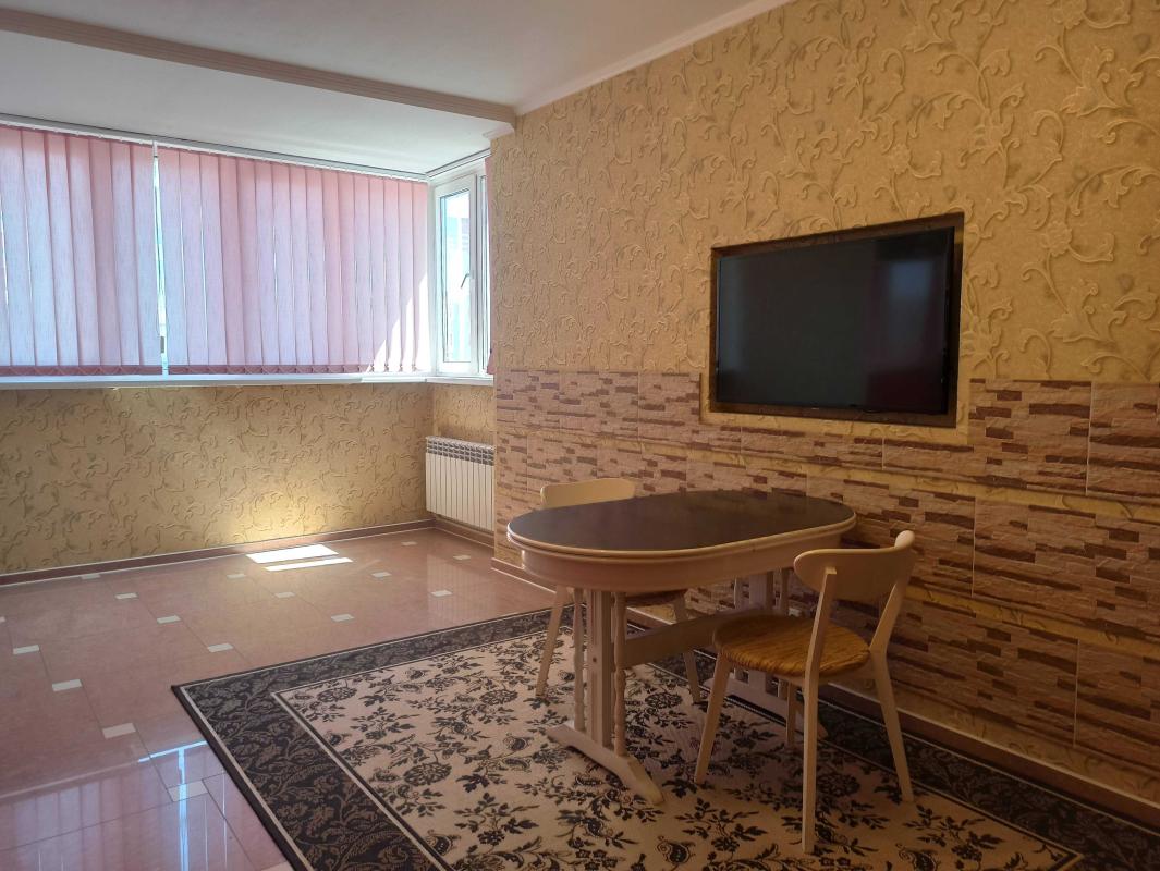 Sale 1 bedroom-(s) apartment 61 sq. m., Yelyzavety Chavdar Street 18