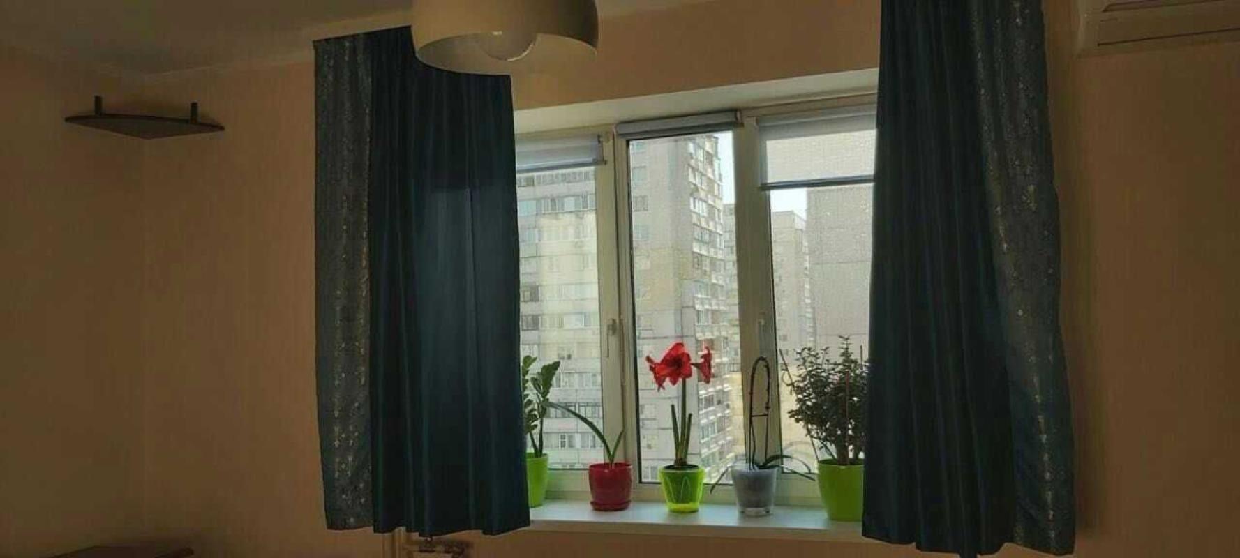 Sale 2 bedroom-(s) apartment 64 sq. m., Larysy Rudenko Street 21